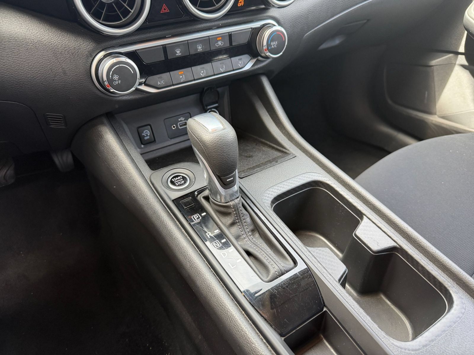 Used 2025 Nissan Sentra S FWD image 38