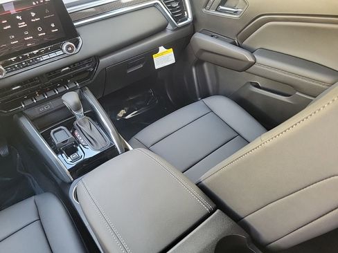 New 2026 GMC Canyon Elevation w/ Convenience Package image 23