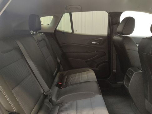 Used 2024 Chevrolet Trax LT w/ Driver Confidence Package FWD image 19