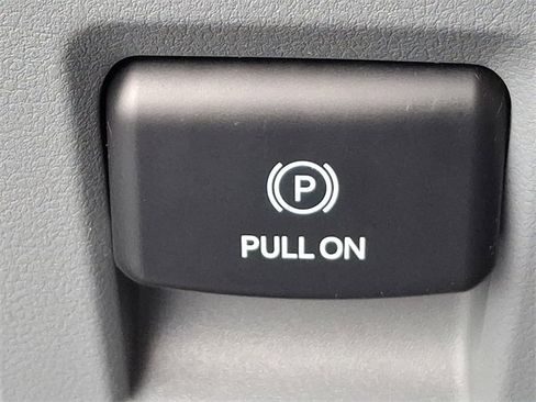 Used 2023 Ford F150 XLT w/ XTR Package image 23