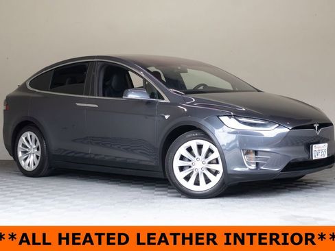 Used 2018 Tesla Model X 100D AWD/4WD image 2