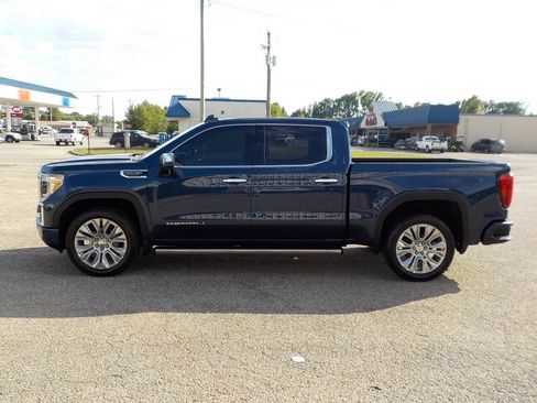 Used 2022 GMC Sierra 1500 Denali w/ Denali Premium Package AWD/4WD image 2