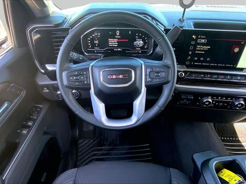 Used 2025 GMC Sierra 1500 Elevation RWD image 6