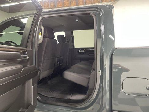 Used 2025 Chevrolet Silverado 3500 LT w/ Safety Package AWD/4WD image 10