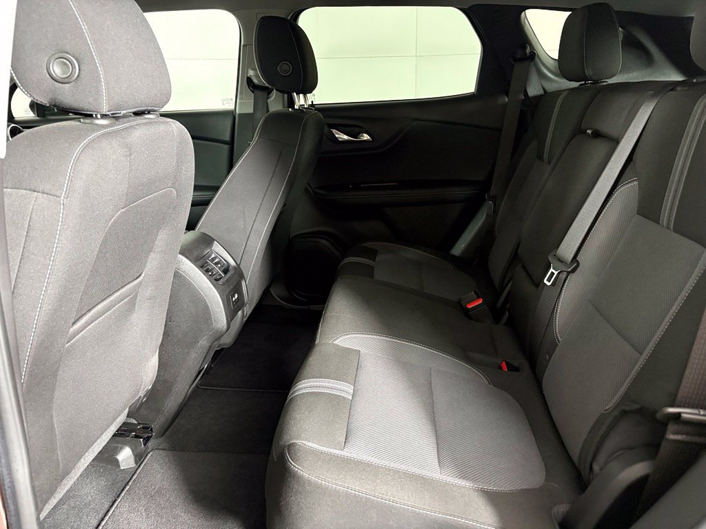 Certified 2024 Chevrolet Blazer LT w/ Convenience Package FWD image 39