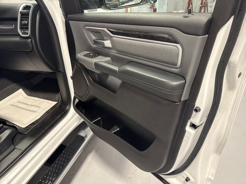 Used 2022 RAM 1500 Big Horn AWD/4WD image 35