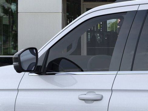 New 2026 Ford Expedition Active image 20