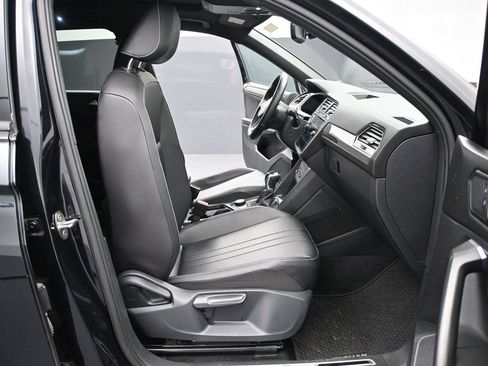 Used 2022 Volkswagen Tiguan SE R-Line AWD/4WD image 14