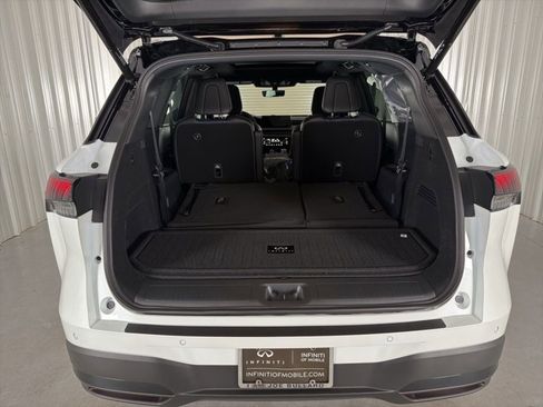 Certified 2026 INFINITI QX60 Sport w/ Dark Cargo Package image 30