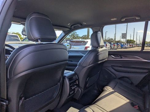 Used 2024 Jeep Grand Cherokee Limited w/ Trailer Tow Package image 19