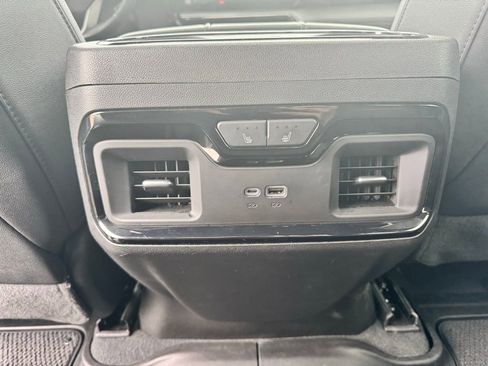 Used 2022 GMC Sierra 1500 AT4 w/ Technology Package image 39