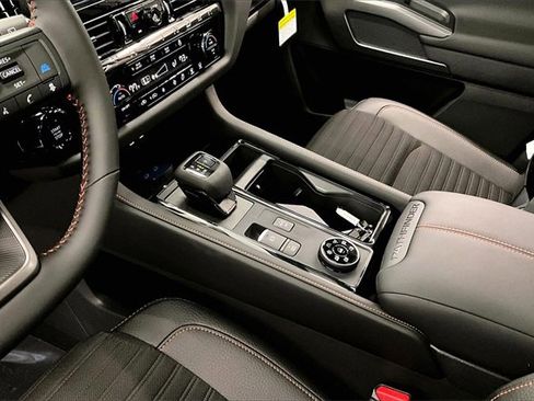 New 2026 Nissan Pathfinder Rock Creek image 8