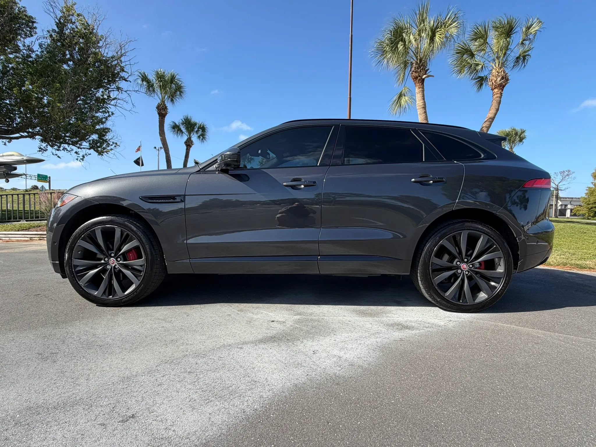 Used 2018 Jaguar F-PACE S AWD/4WD image 8