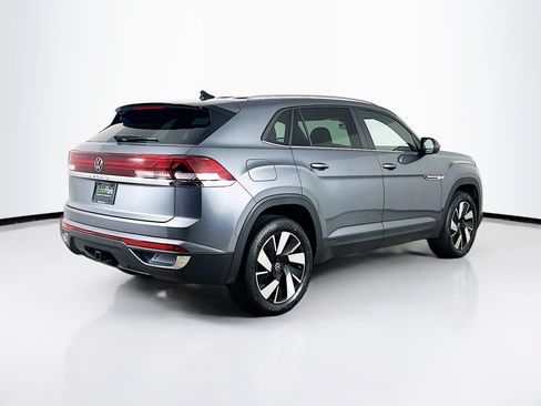 Used 2025 Volkswagen Atlas Cross Sport SE FWD image 9