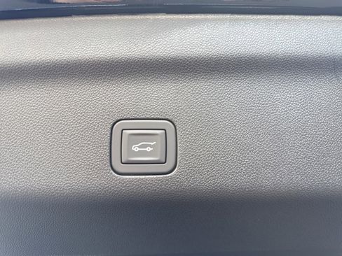 New 2026 Chevrolet Tahoe Premier image 13