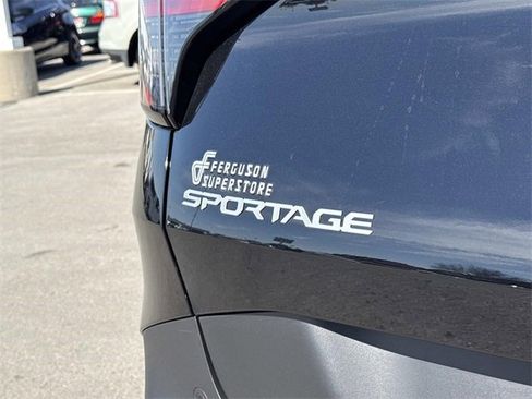 New 2026 Kia Sportage EX w/ EX Panorama Roof Package image 5