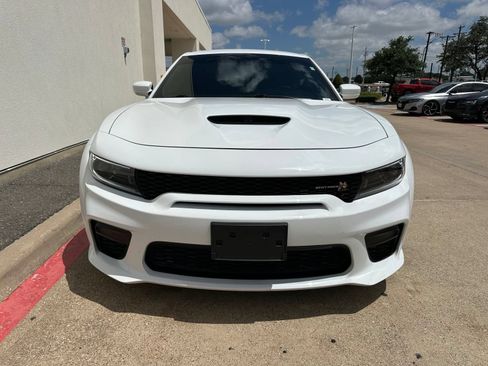 Used 2022 Dodge Charger Scat Pack RWD image 2
