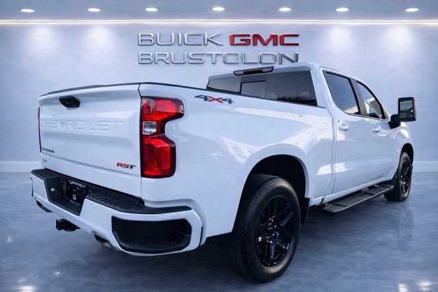 Used 2024 Chevrolet Silverado 1500 RST w/ Convenience Package II AWD/4WD image 4