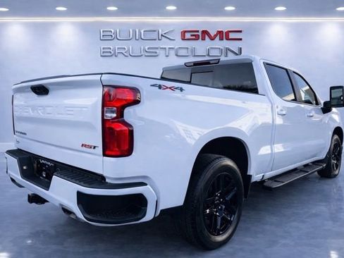 Used 2024 Chevrolet Silverado 1500 RST w/ Convenience Package II AWD/4WD image 4