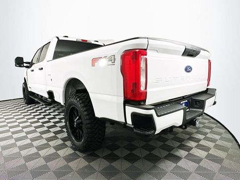 Used 2024 Ford F350 XLT image 13