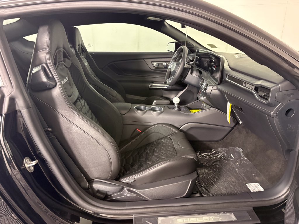 New 2026 Ford Mustang GT Premium w/ GT Performance Package RWD image 34