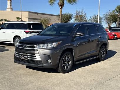 Used 2019 Toyota Highlander XLE