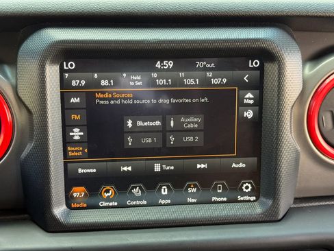 Used 2021 Jeep Gladiator Sport AWD/4WD image 21