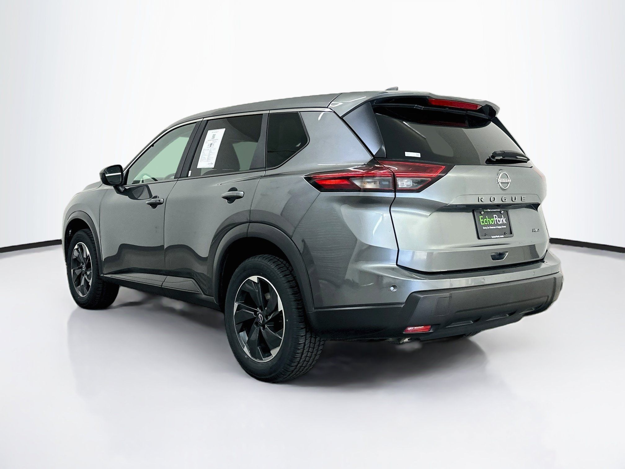 Used 2025 Nissan Rogue SV AWD/4WD image 5