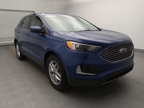 Used 2023 Ford Edge SEL image 13