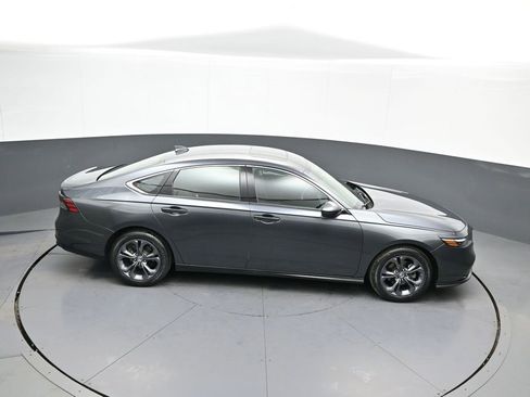 Certified 2023 Honda Accord EX image 35