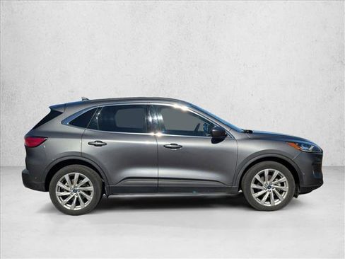 Used 2021 Ford Escape Titanium w/ Titanium Elite Package image 4