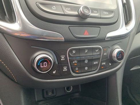 Used 2018 Chevrolet Equinox Premier image 28