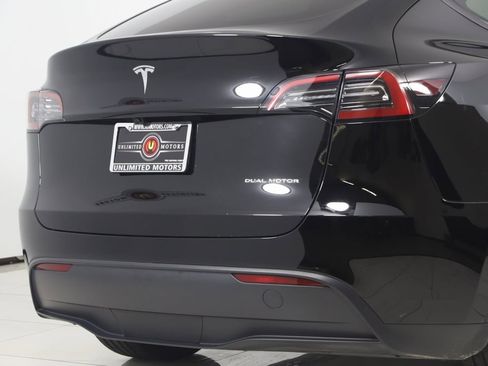 Used 2025 Tesla Model Y Long Range image 46
