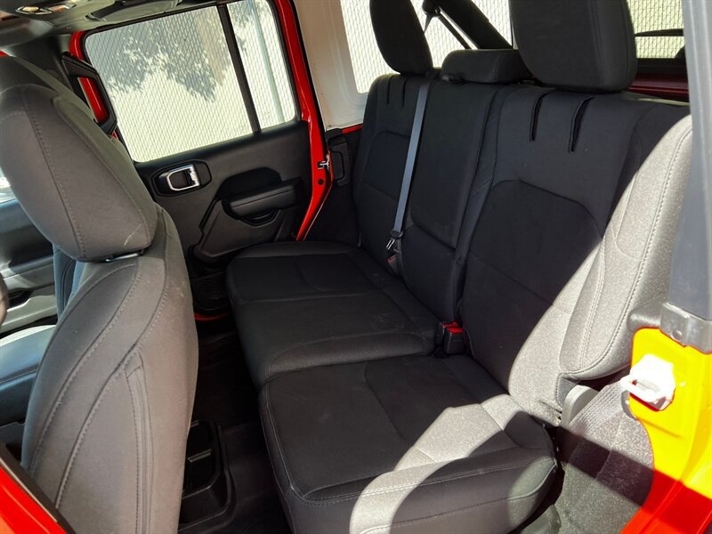 Used 2023 Jeep Wrangler Unlimited w/ Cold Weather Group AWD/4WD image 19