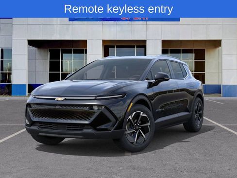 New 2026 Chevrolet Equinox EV LT image 6
