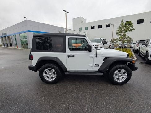 Used 2022 Jeep Wrangler Sport S image 11