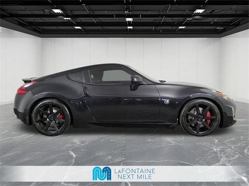 Used 2020 Nissan 370Z Touring Sport image 6