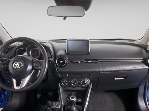 Used 2018 Toyota Yaris iA image 3