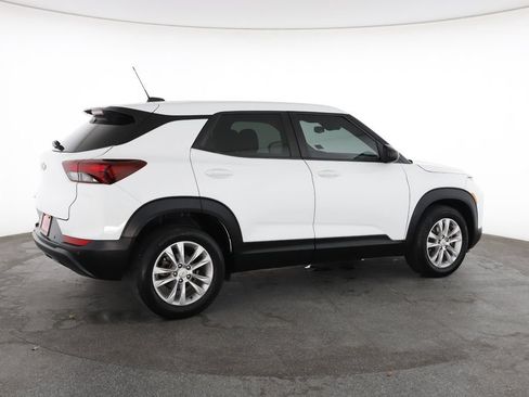Used 2021 Chevrolet TrailBlazer LS FWD image 13
