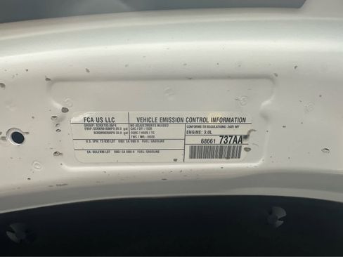 Used 2025 RAM 1500 Laramie image 31