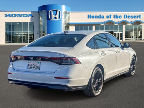 Certified 2025 Honda Accord SE image 7