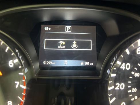 Used 2018 Nissan Pathfinder S FWD image 24