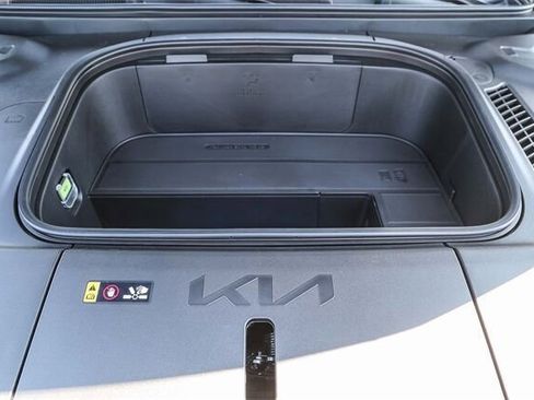 New 2026 Kia EV9 Wind image 25