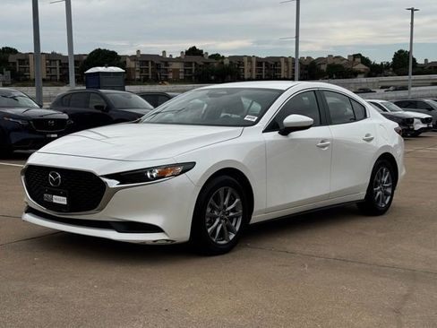 Used 2024 MAZDA MAZDA3 s FWD image 3