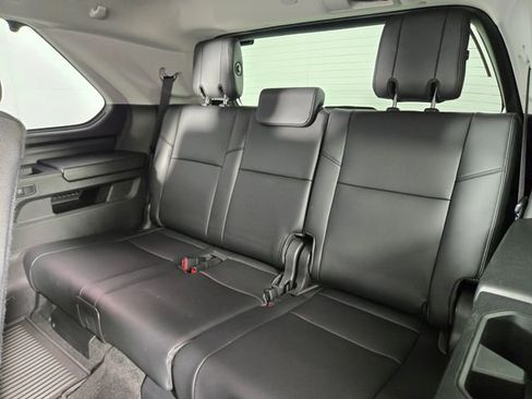 Used 2023 Toyota Sequoia Limited image 18
