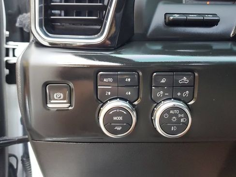 Used 2024 GMC Sierra 2500 Denali Ultimate w/ Max Trailering Package AWD/4WD image 30