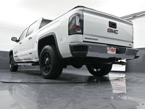 Used 2015 GMC Sierra 1500 SLT w/ SLT Crew Cab Value Package image 38