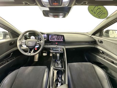 Used 2022 Hyundai Elantra N FWD image 11