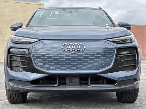 New 2027 Audi Q6 e-tron Premium AWD/4WD image 6
