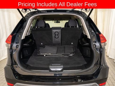 Used 2018 Nissan Rogue SV FWD image 5